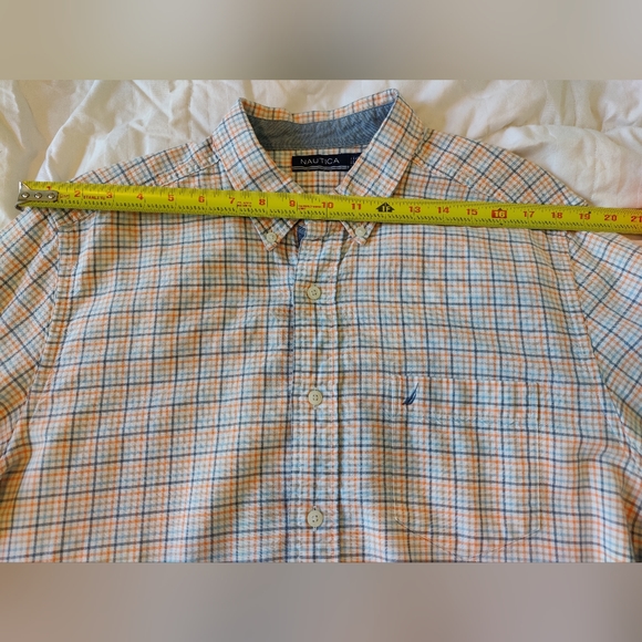 Nautica Men's Button down plaid shirt (Large) 🤍🧡💙 - Picture 5 of 11